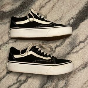 OLD SKOOL VANS STACKFORM SHOE